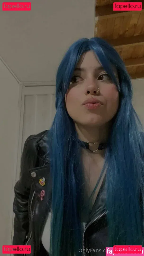 vicposting Onlyfans Photo Gallery 