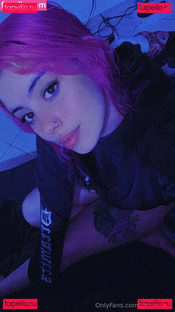 vicposting Onlyfans Photo Gallery 