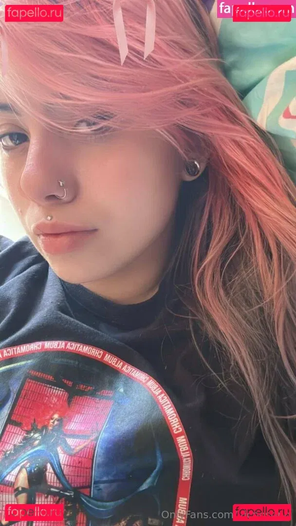 vicposting Onlyfans Photo Gallery 