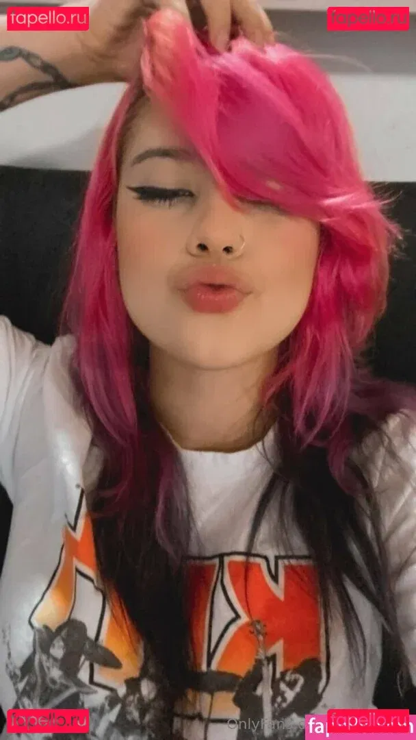 vicposting Onlyfans Photo Gallery 