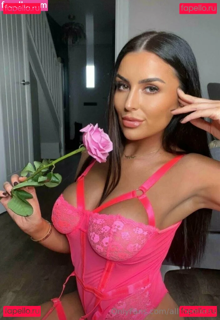 allthenudes Onlyfans Photo Gallery 