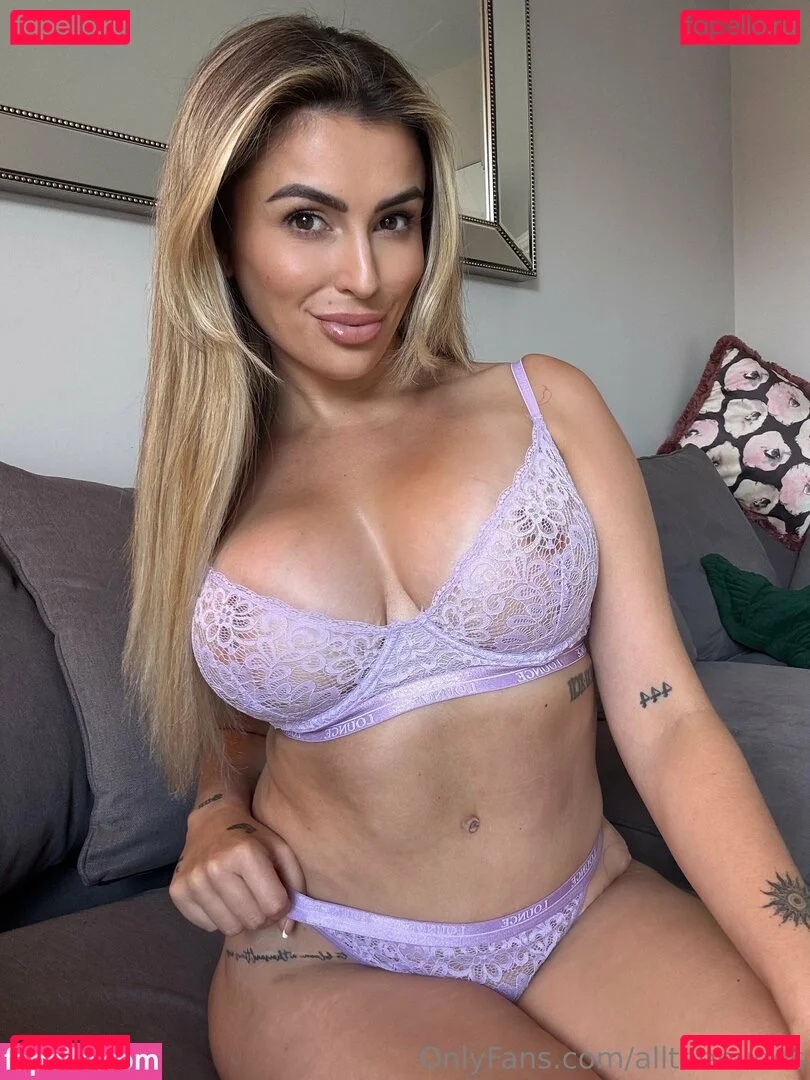 allthenudes Onlyfans Photo Gallery 