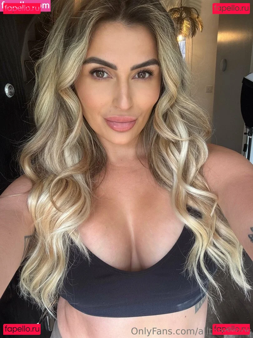 allthenudes Onlyfans Photo Gallery 