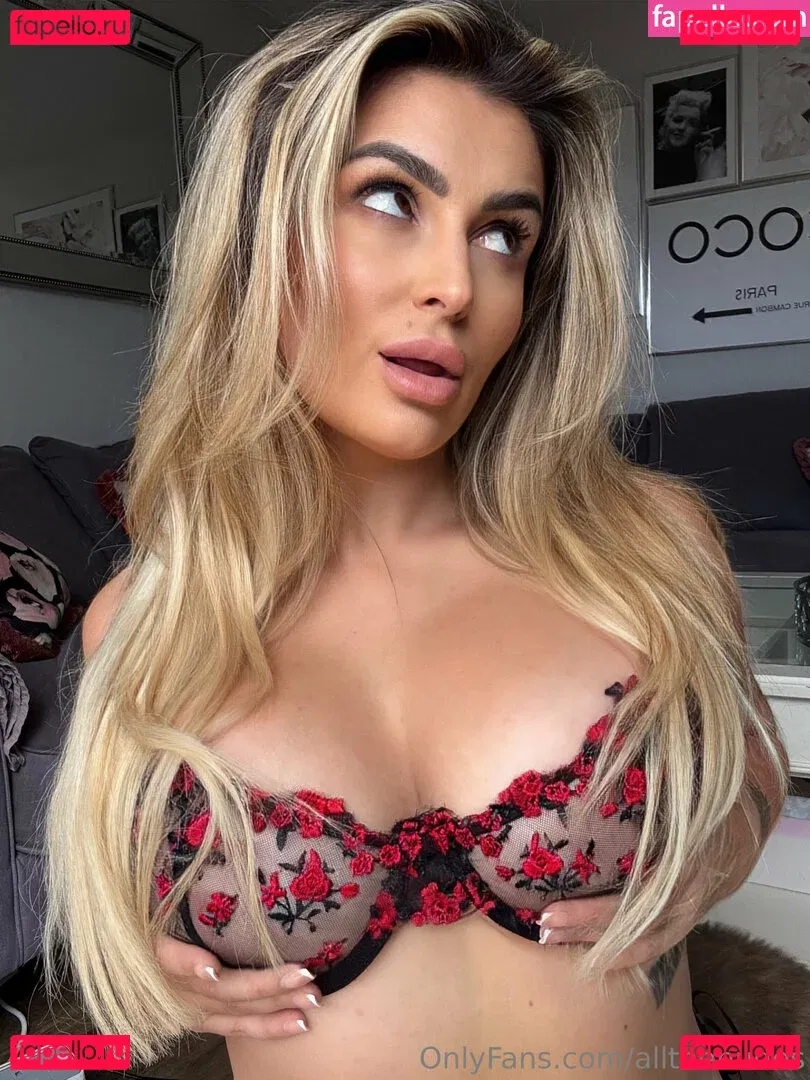 allthenudes Onlyfans Photo Gallery 