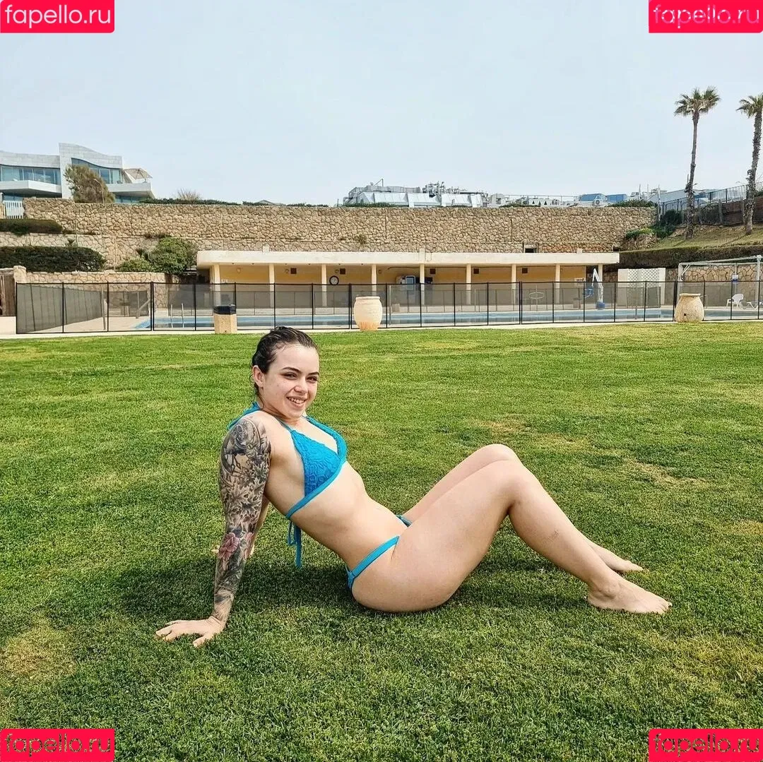 Daniella Shutov Onlyfans Photo Gallery 