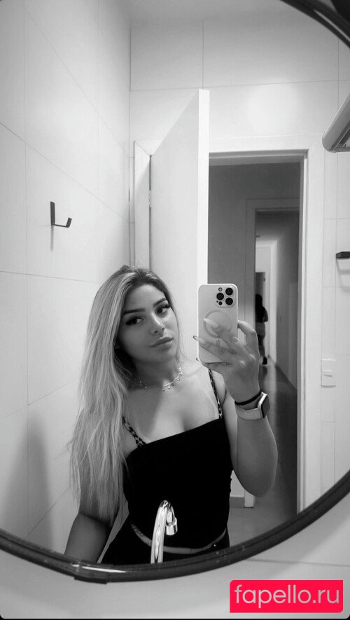 emizinha Nude Onlyfans Photo 10
