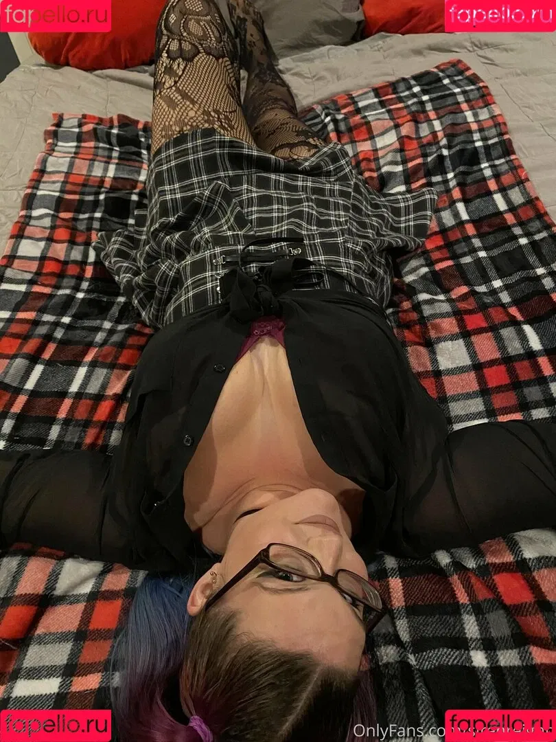 sirenreignn Onlyfans Photo Gallery 