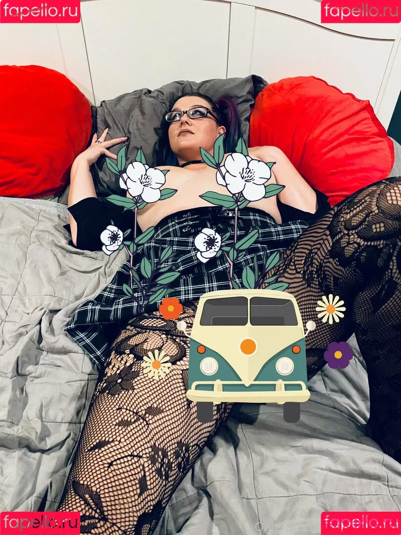 sirenreignn Onlyfans Photo Gallery 