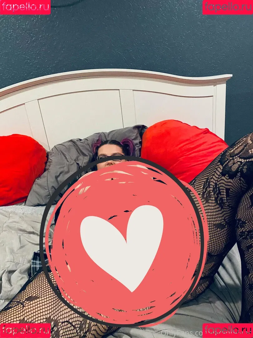 sirenreignn Onlyfans Photo Gallery 