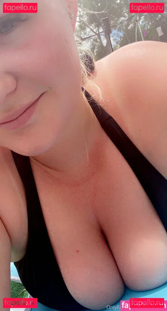 sirenreignn Onlyfans Photo Gallery 