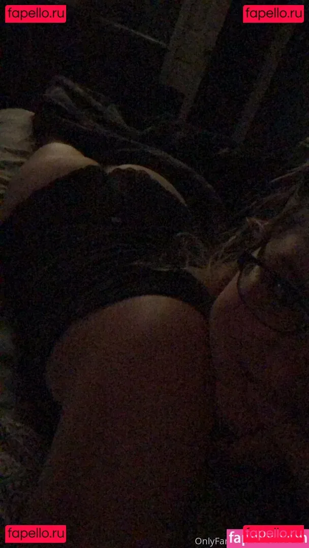 sirenreignn Onlyfans Photo Gallery 