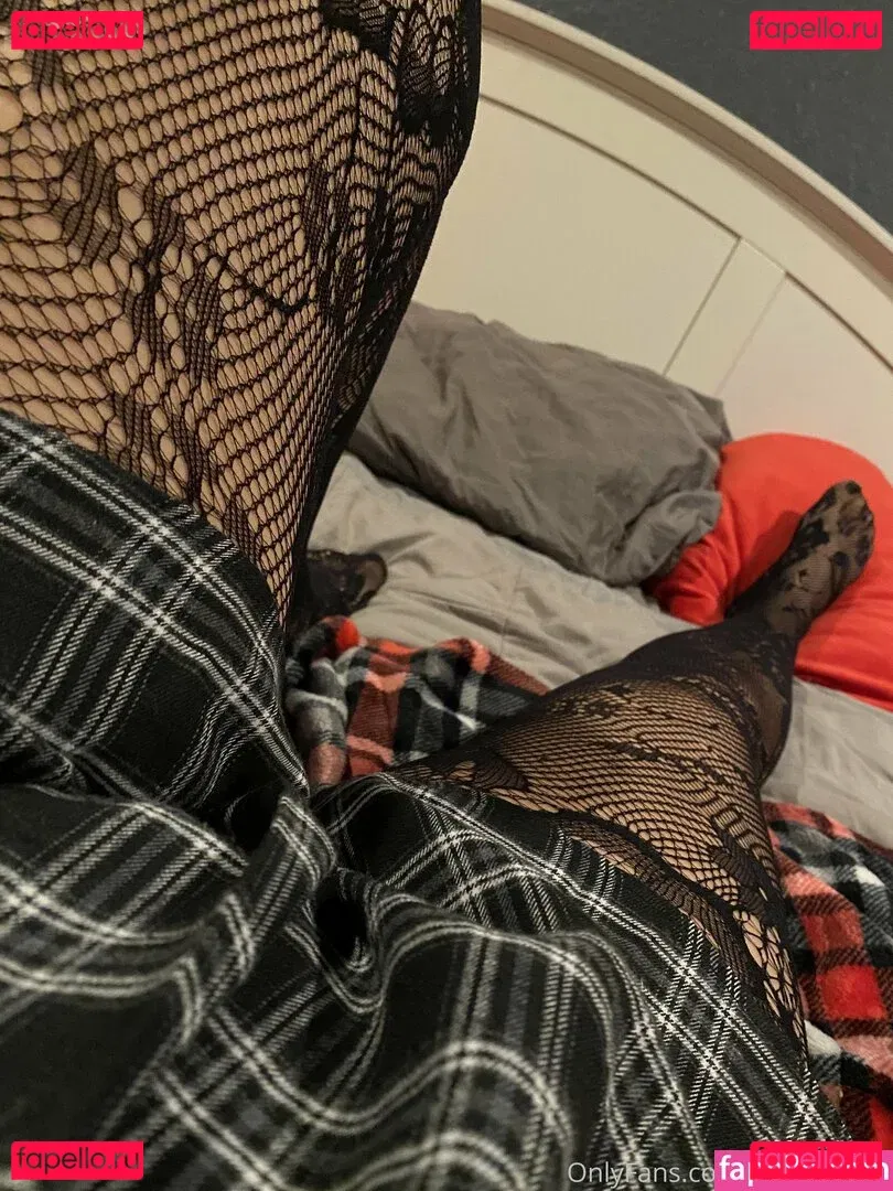 sirenreignn Onlyfans Photo Gallery 