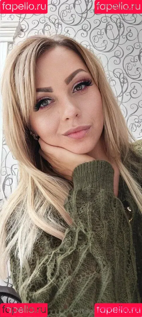 evamoorevip Onlyfans Photo Gallery 