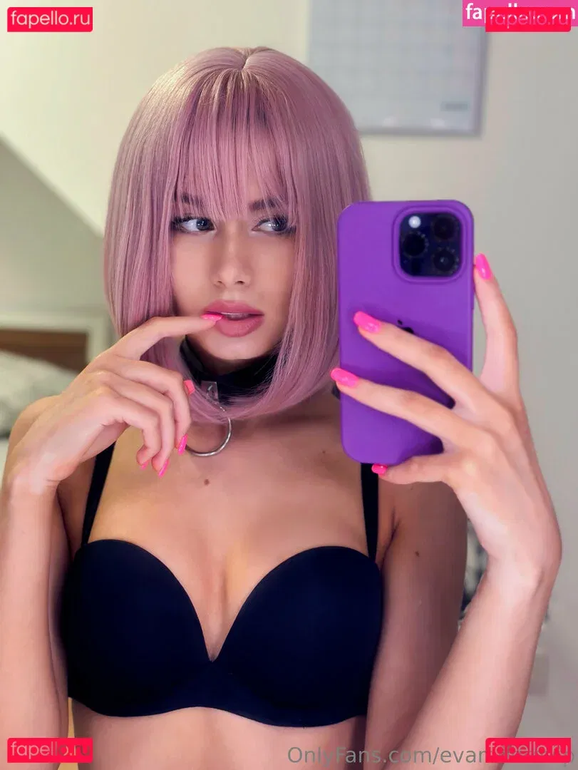 evamoorevip Onlyfans Photo Gallery 