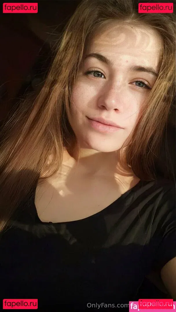 evamoorevip Onlyfans Photo Gallery 