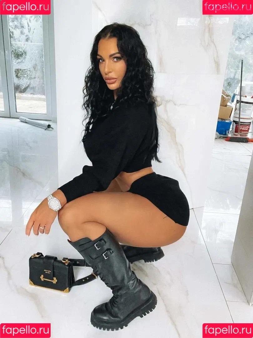 Celine Centino Onlyfans Photo Gallery 