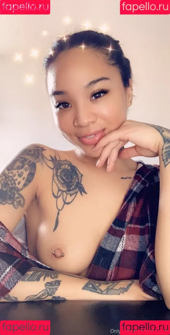 honeygold Onlyfans Photo Gallery 