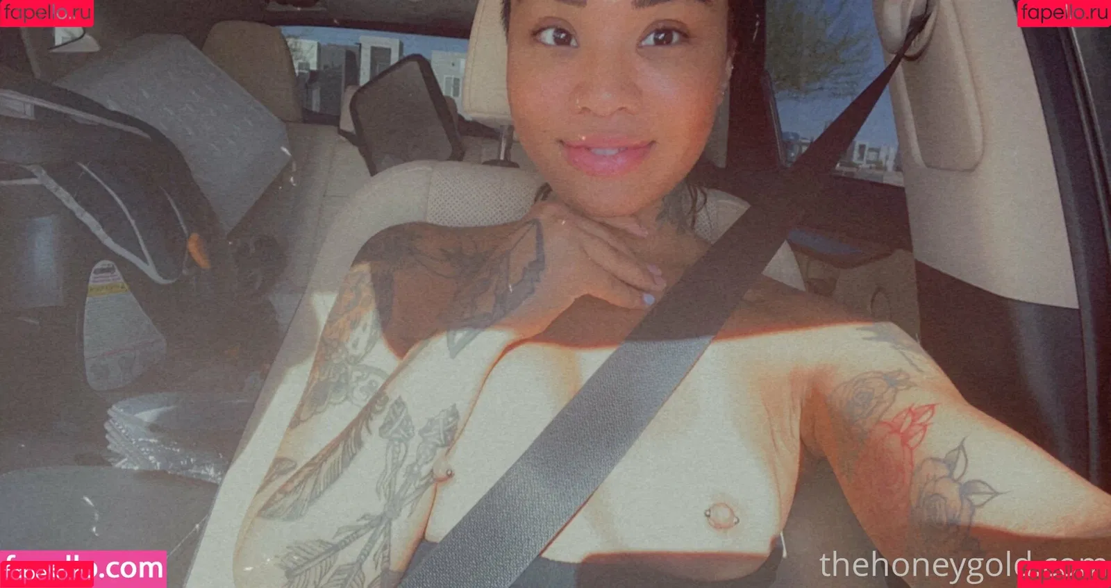 honeygold Onlyfans Photo Gallery 