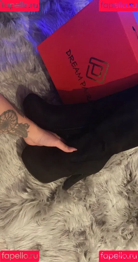 honeygold Onlyfans Photo Gallery 