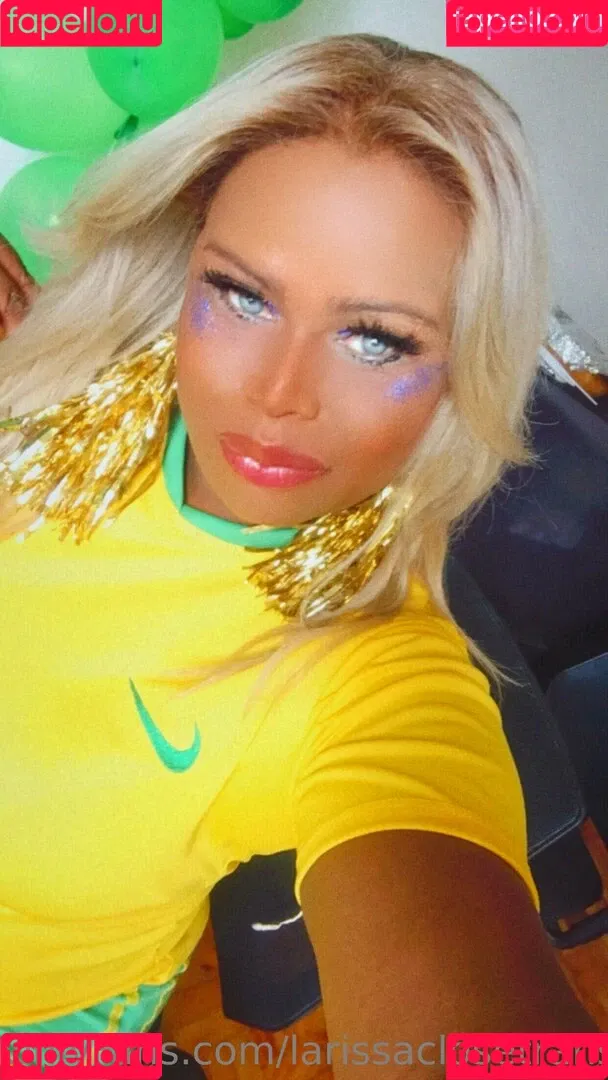 Larissa Close Onlyfans Photo Gallery 