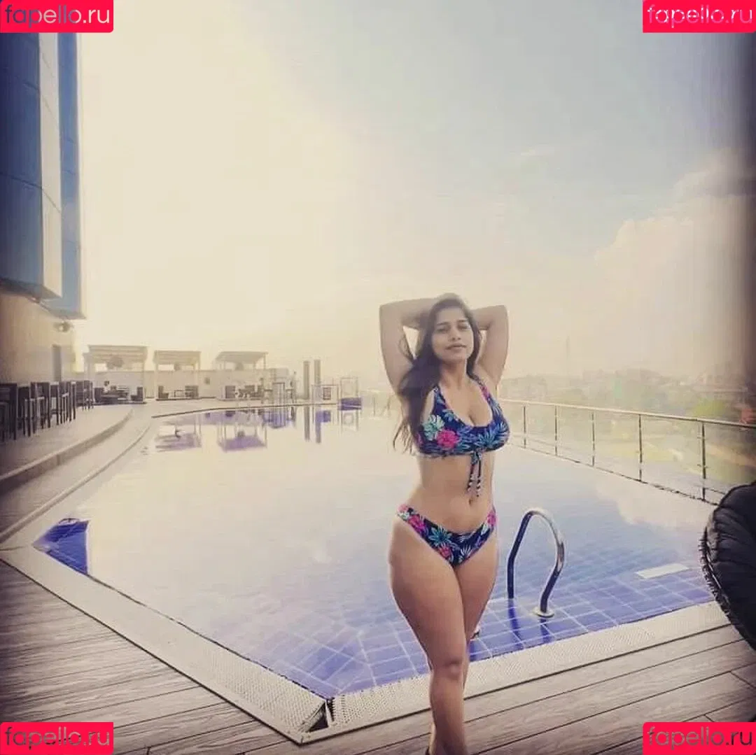 Pratika Sood Onlyfans Photo Gallery 