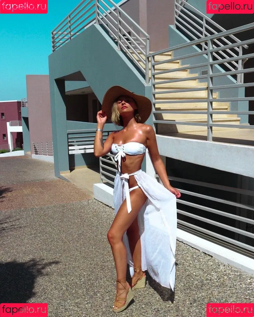 Talia Mar Onlyfans Photo Gallery 