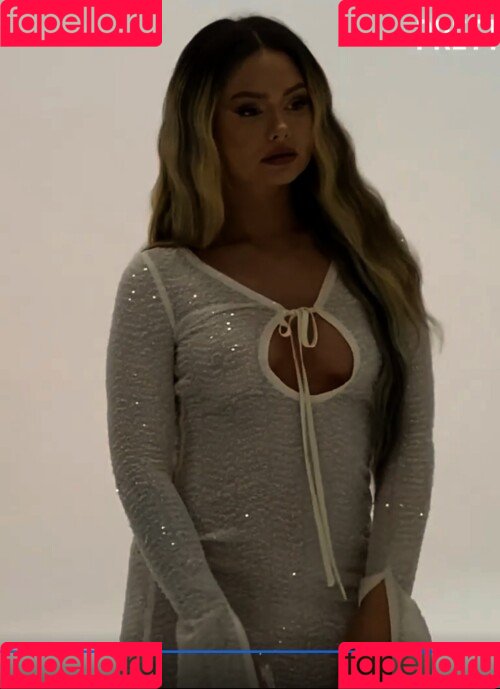 Talia Mar Onlyfans Photo Gallery 