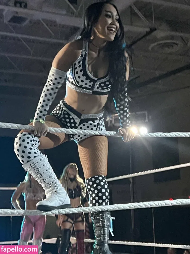 Roxanne Perez Onlyfans Photo Gallery 