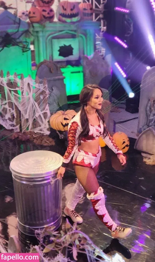 Roxanne Perez Onlyfans Photo Gallery 