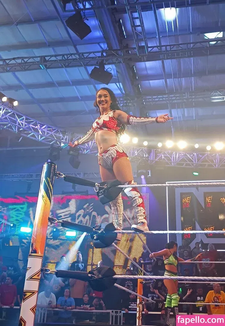 Roxanne Perez Onlyfans Photo Gallery 