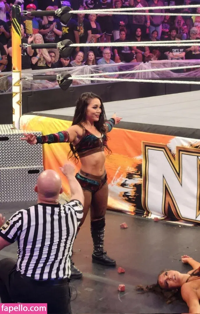 Roxanne Perez Onlyfans Photo Gallery 