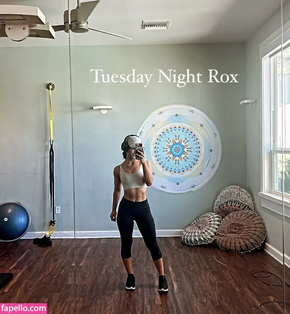 Roxanne Perez Onlyfans Photo Gallery 