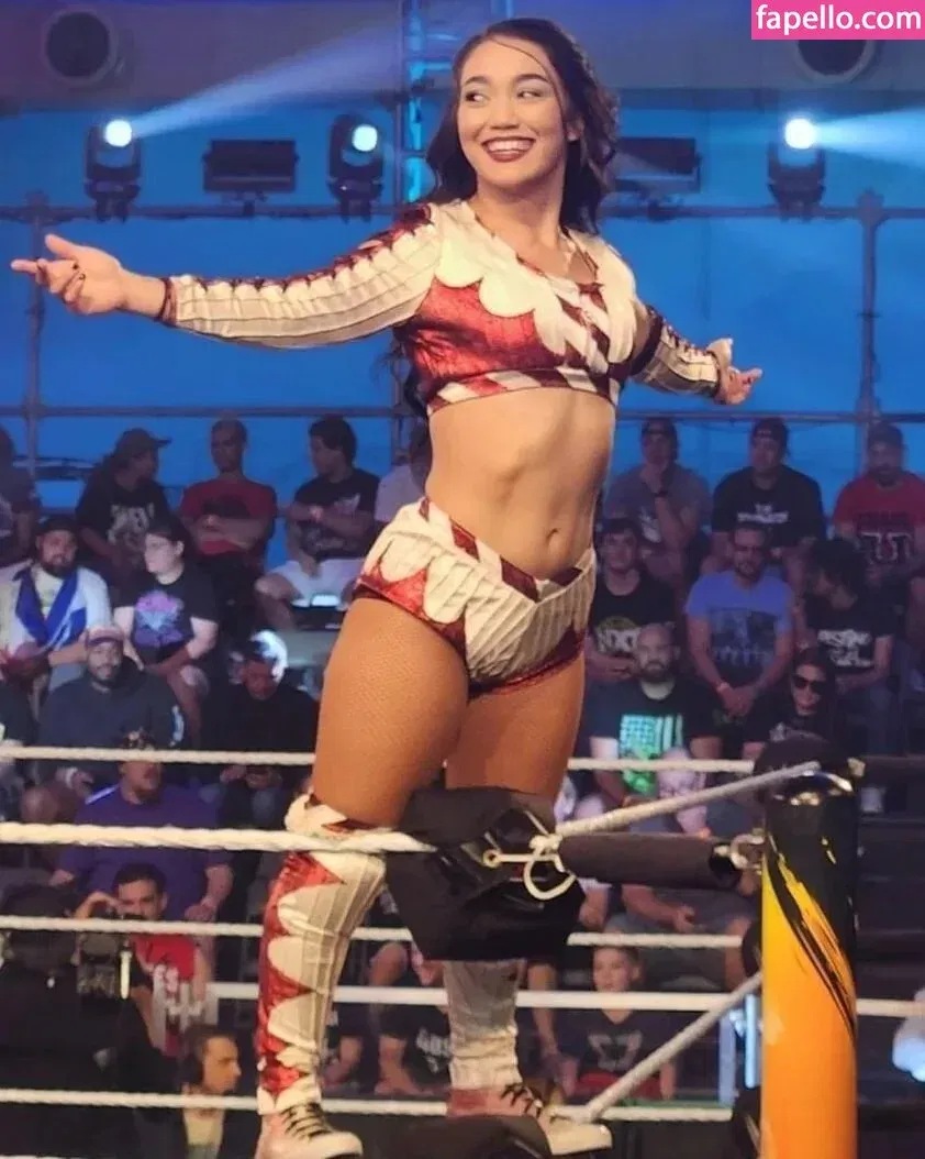 Roxanne Perez Onlyfans Photo Gallery 