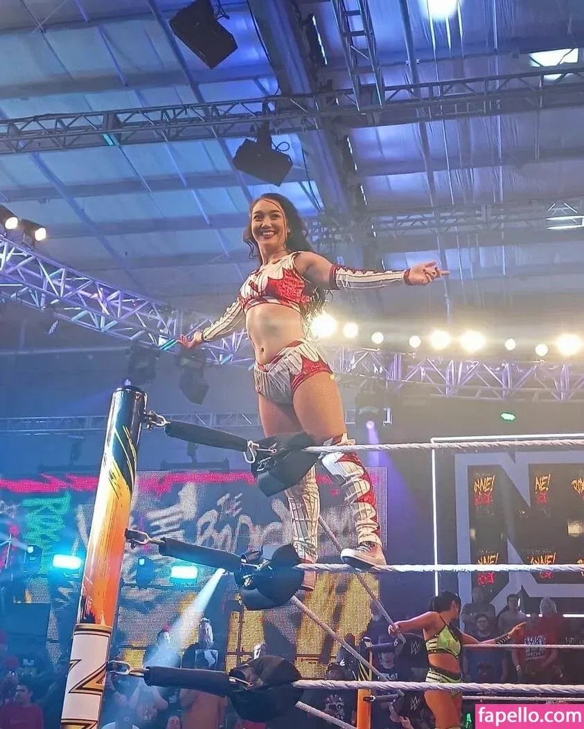 Roxanne Perez Onlyfans Photo Gallery 