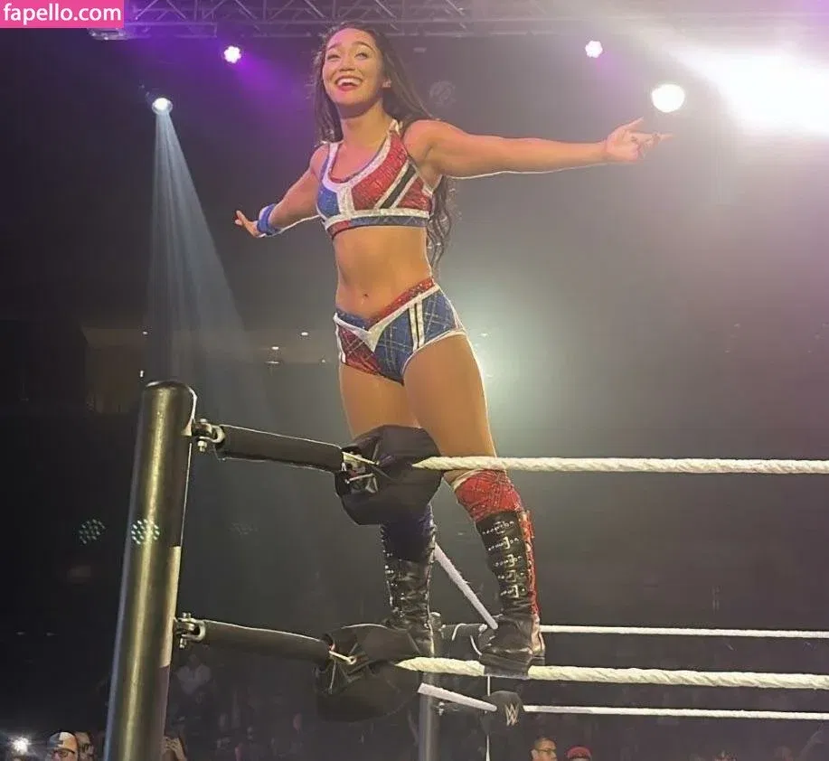 Roxanne Perez Onlyfans Photo Gallery 