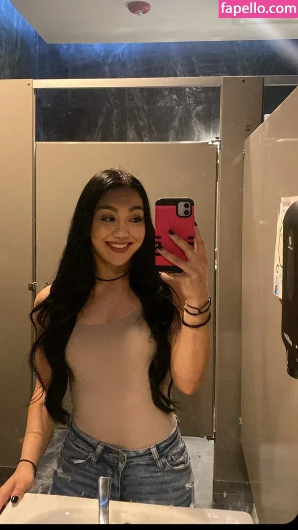 Roxanne Perez Onlyfans Photo Gallery 