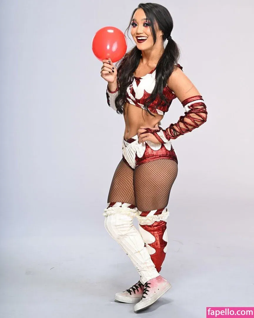 Roxanne Perez Onlyfans Photo Gallery 