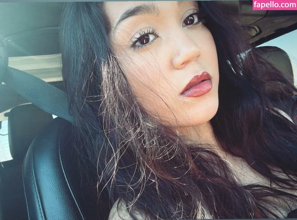 Roxanne Perez Onlyfans Photo Gallery 