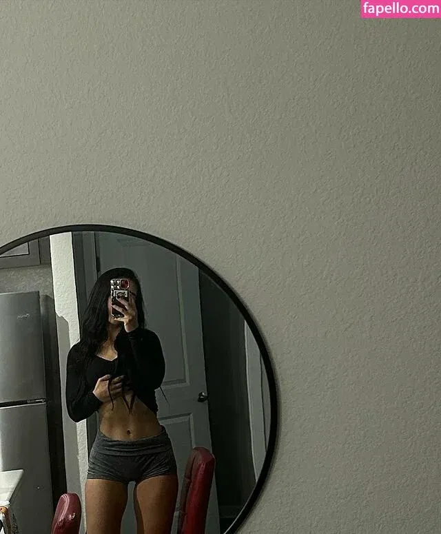 Roxanne Perez Onlyfans Photo Gallery 