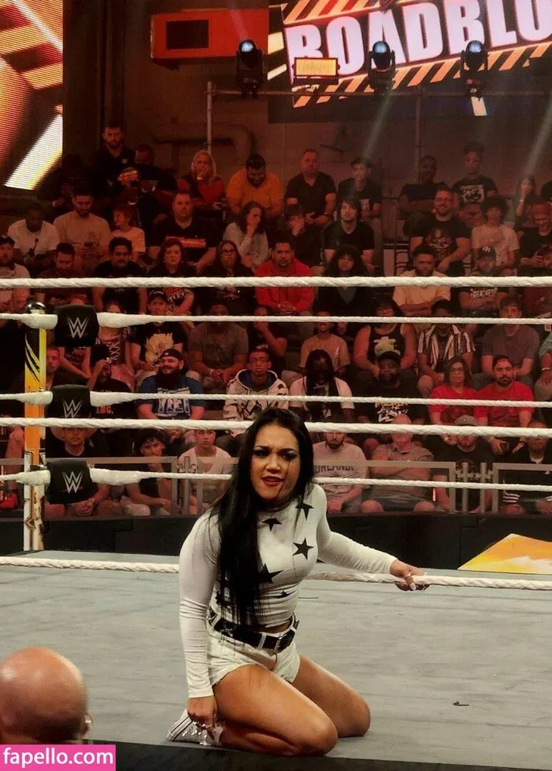 Roxanne Perez Onlyfans Photo Gallery 