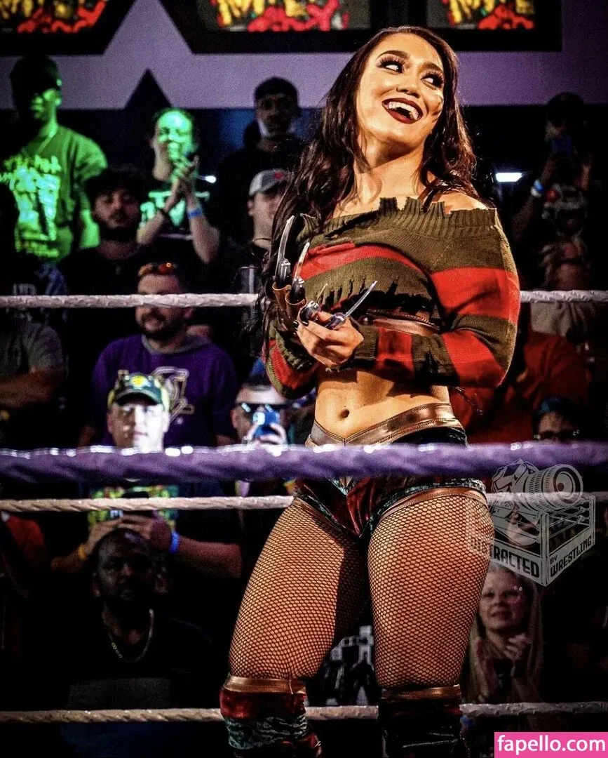 Roxanne Perez Onlyfans Photo Gallery 