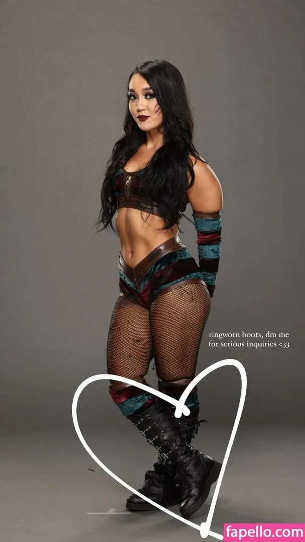 Roxanne Perez Onlyfans Photo Gallery 