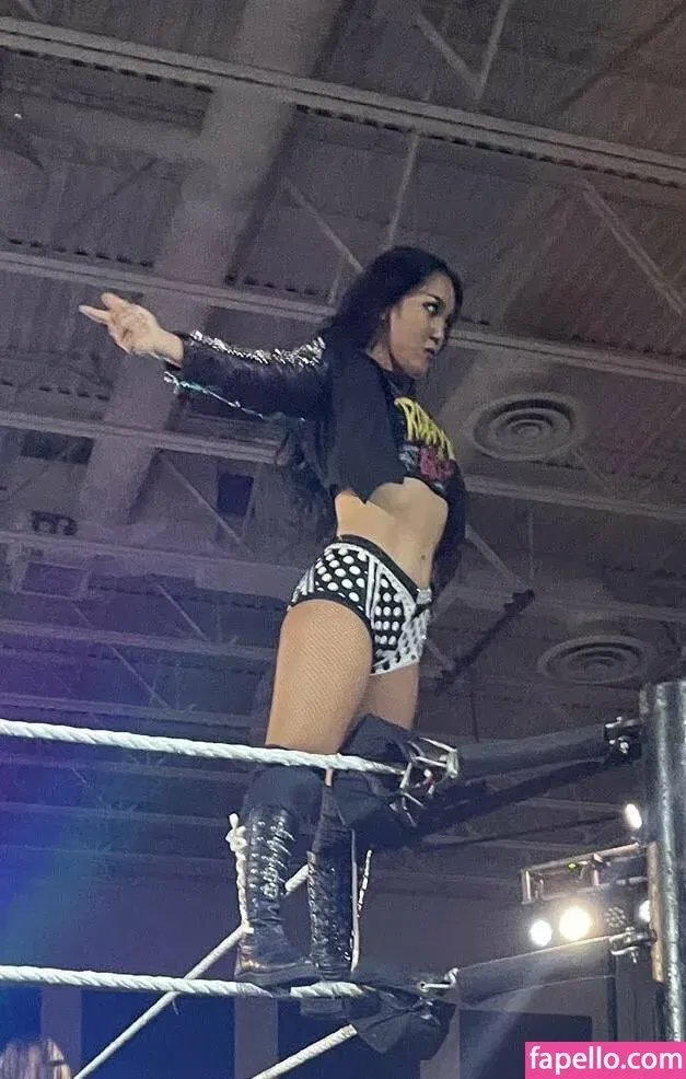 Roxanne Perez Onlyfans Photo Gallery 