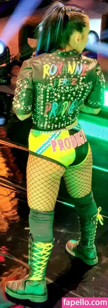 Roxanne Perez Onlyfans Photo Gallery 