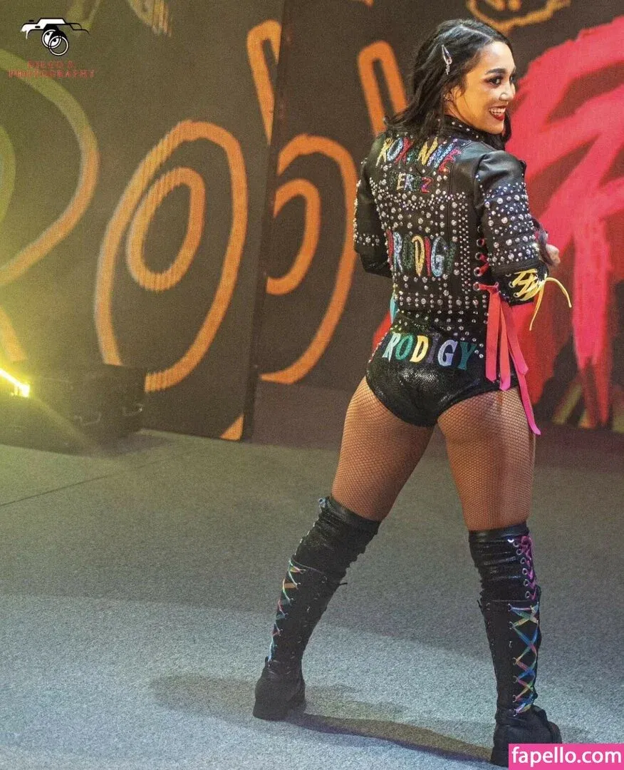 Roxanne Perez Onlyfans Photo Gallery 