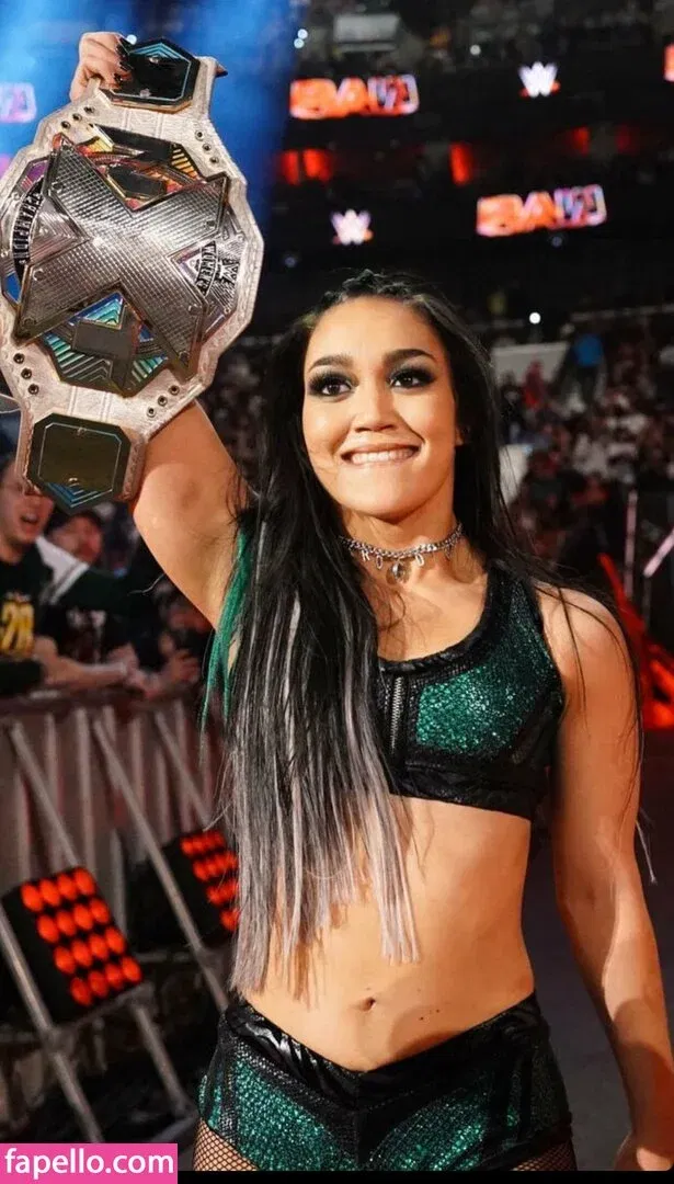 Roxanne Perez Onlyfans Photo Gallery 