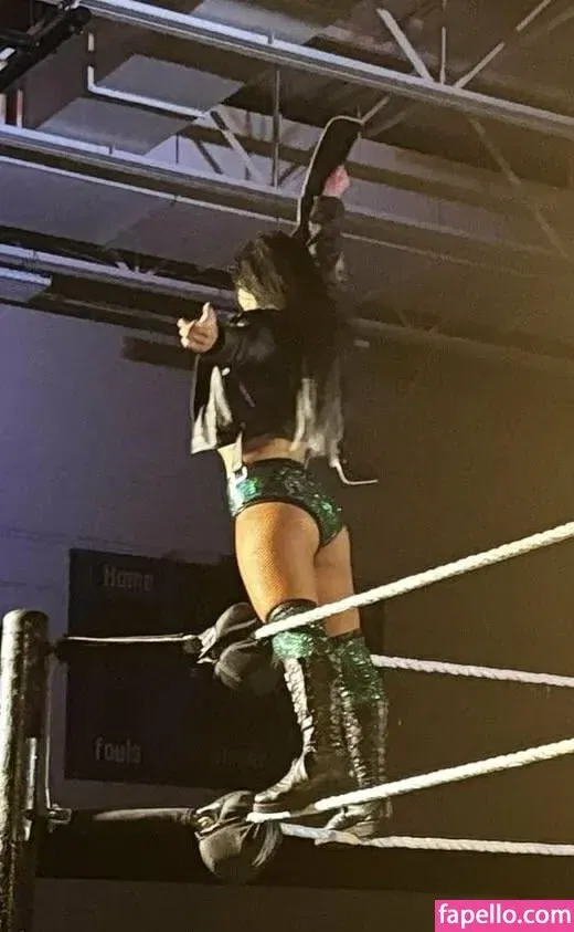 Roxanne Perez Onlyfans Photo Gallery 