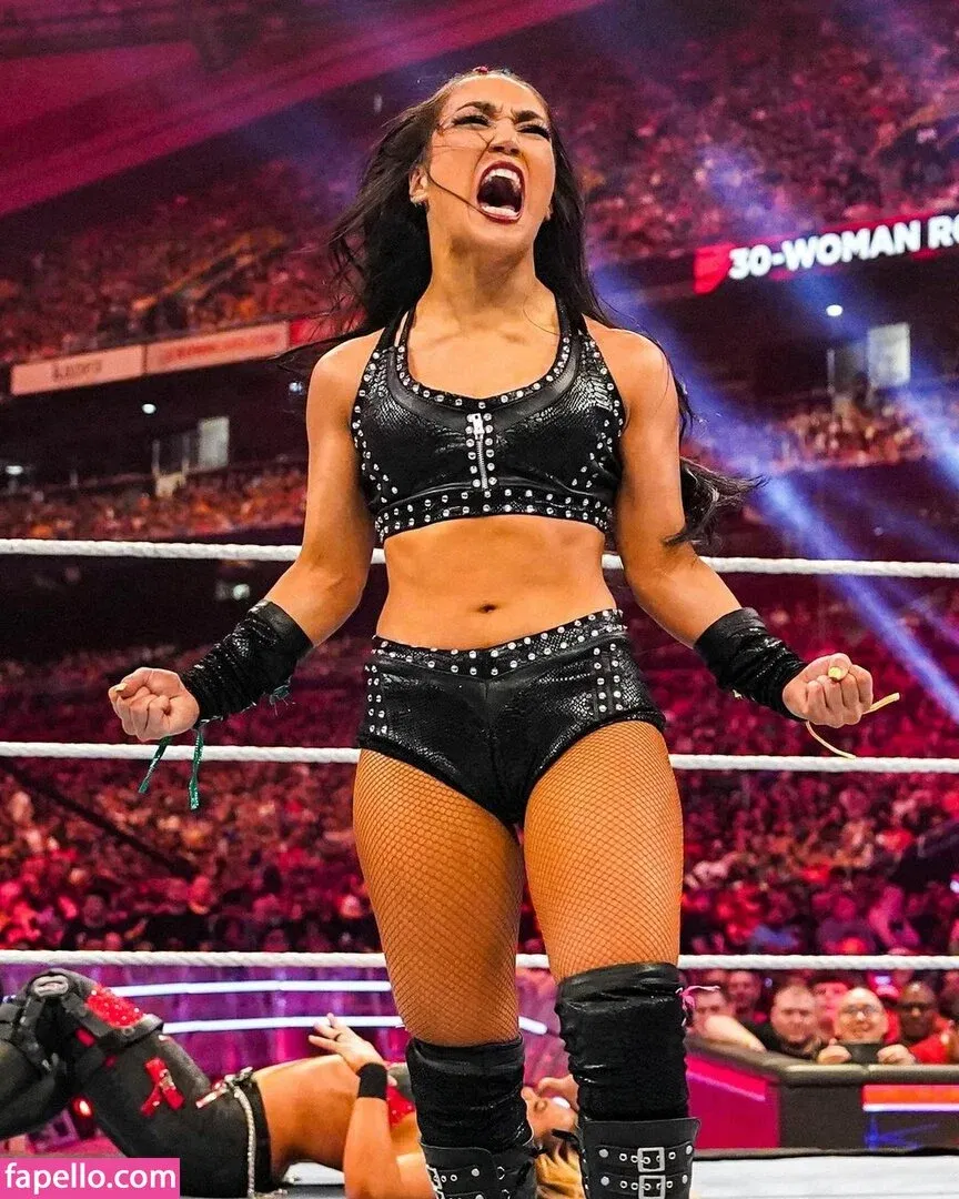 Roxanne Perez Onlyfans Photo Gallery 