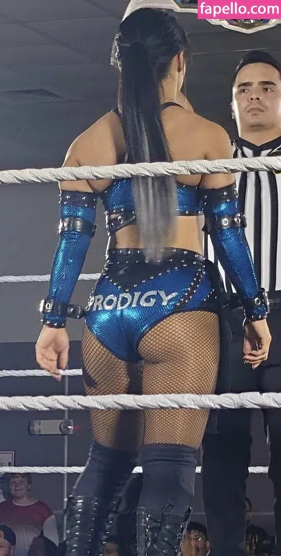 Roxanne Perez Onlyfans Photo Gallery 