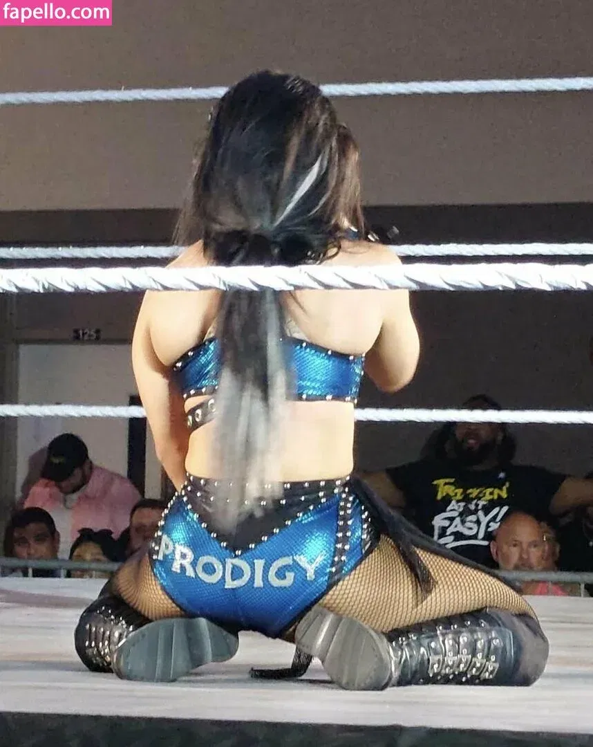 Roxanne Perez Onlyfans Photo Gallery 